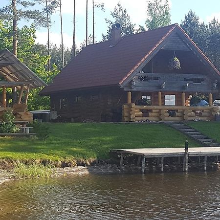 Hostal Oksa Puhkemaja Võru Exterior foto
