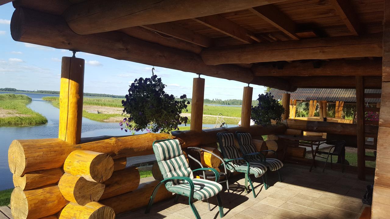 Hostal Oksa Puhkemaja Võru Exterior foto