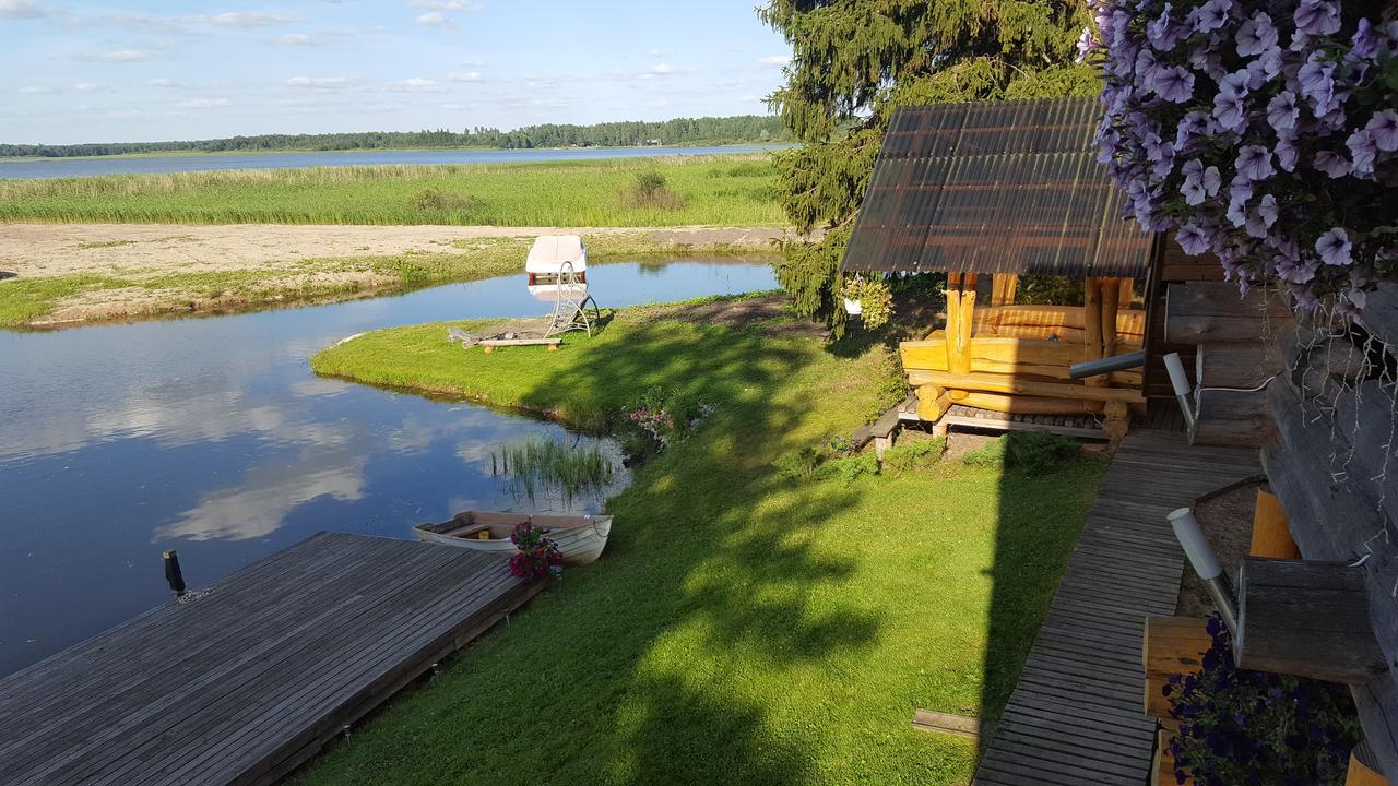 Hostal Oksa Puhkemaja Võru Exterior foto